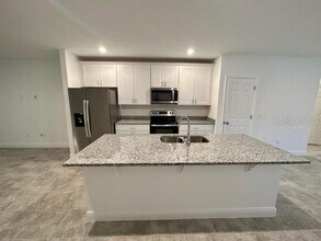 150 Pitching Wedge Dr in Daytona Beach, FL - Building Photo - Building Photo