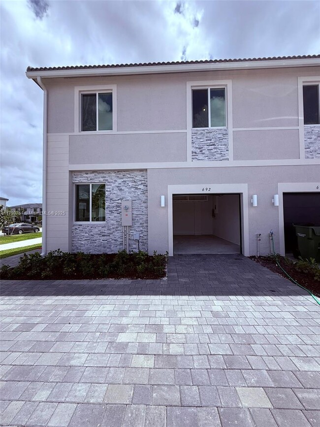property at 620 SE 13th Ct