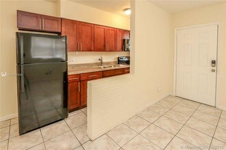 5515 NW 6th Pl-Unit -#3-890 in Miami, FL - Building Photo - Building Photo