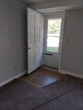 904 Mountain Rd in Martinsville, VA - Foto de edificio - Building Photo