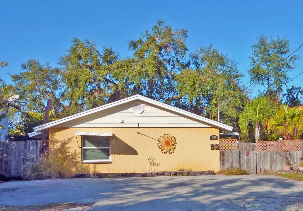 3111 W San Juan St in Tampa, FL - Building Photo