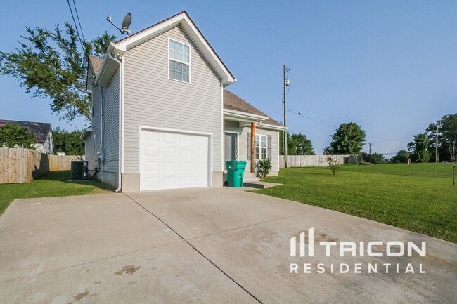 property at 1867 Moonlight Dr
