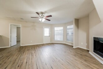 18614 Willow Cove Dr in Katy, TX - Building Photo - Building Photo