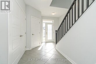 770 Derreen Ave in Ottawa, ON - Building Photo - Building Photo