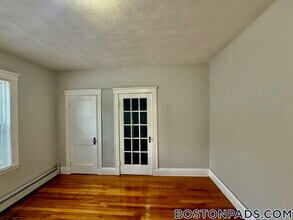 38 Estes St in Lynn, MA - Building Photo - Building Photo