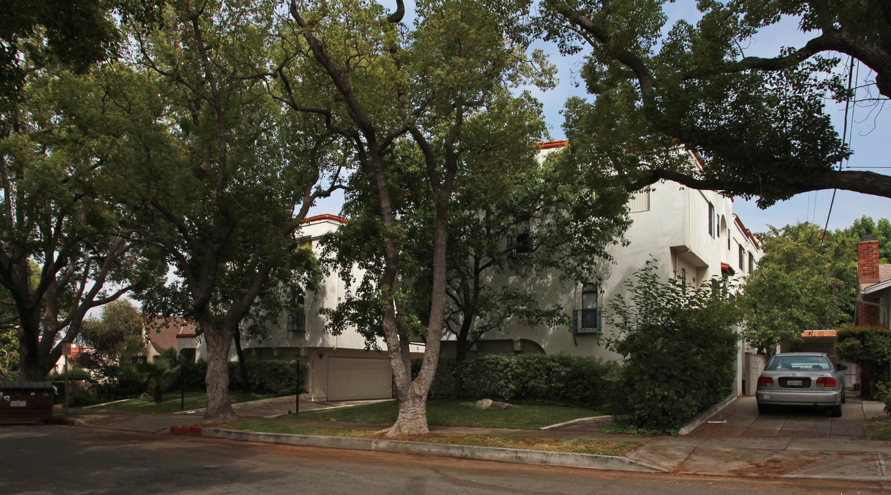 1169 Ruberta Ave in Glendale, CA - Building Photo