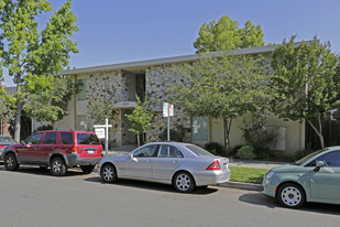 2707 O St Apartments