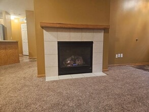 2639 Yellowstone Dr in Hastings, MN - Building Photo - Building Photo