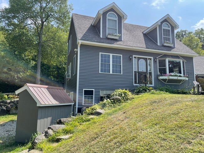 42 Dry Hill Rd, Unit House Apt