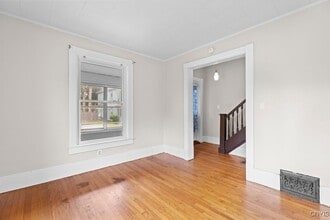 109 Center St in Syracuse, NY - Building Photo - Building Photo