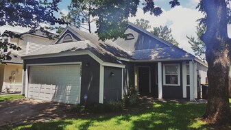 7755 Macaulay Ct in Jacksonville, FL - Building Photo
