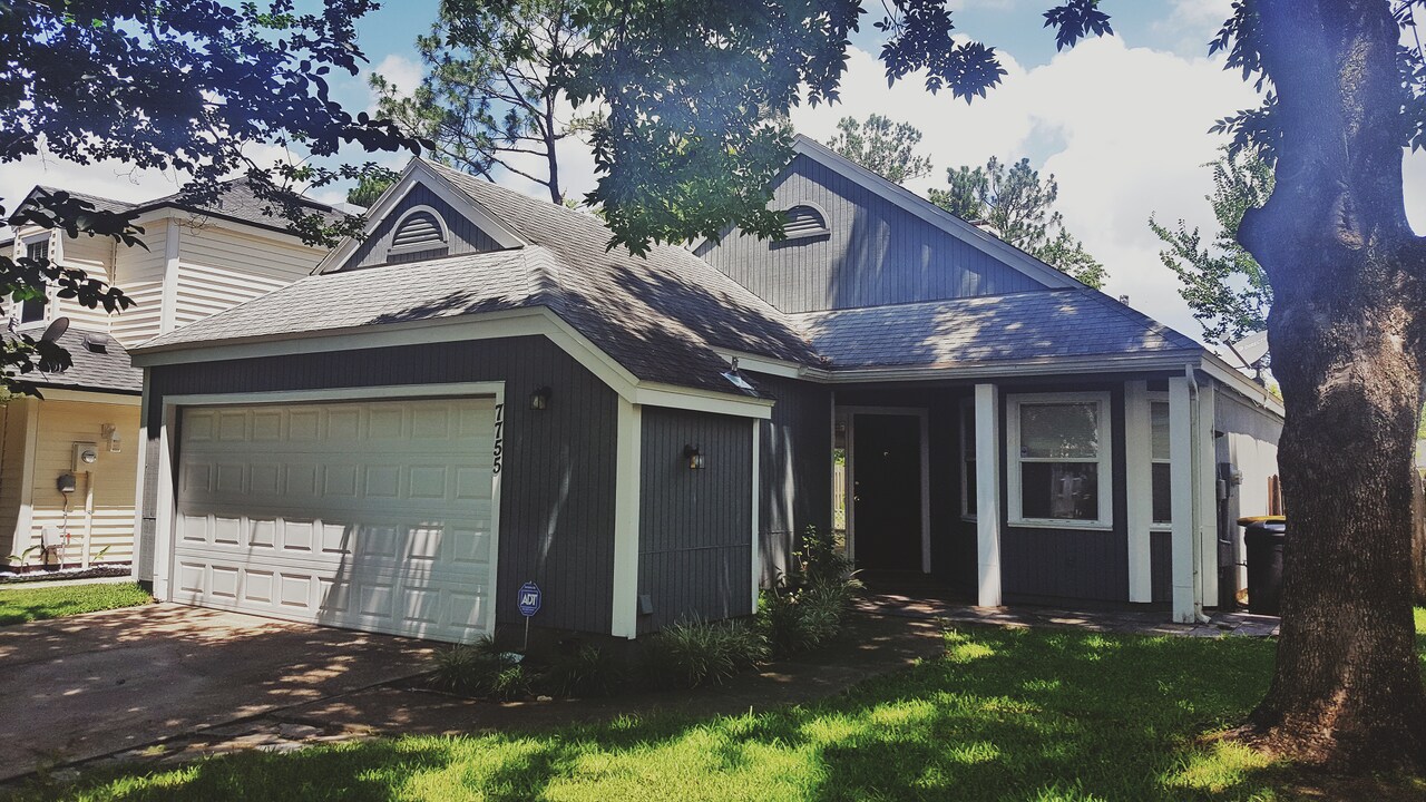 7755 Macaulay Ct in Jacksonville, FL - Building Photo