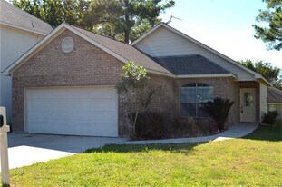 12929 Corona Ct in Willis, TX - Building Photo