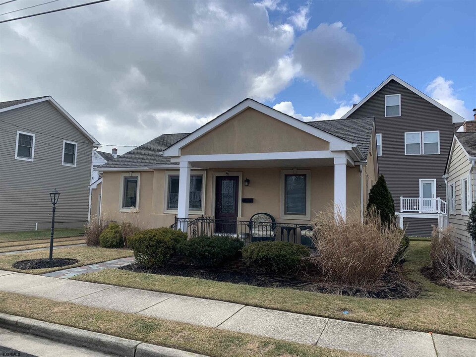 4 S Colgate Ave in Longport, NJ - Building Photo