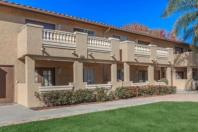 La Jolla Nobel in San Diego, CA - Building Photo - Building Photo