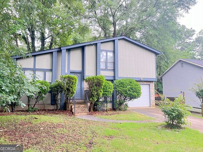 9028 Raven Dr in Jonesboro, GA - Building Photo - Building Photo