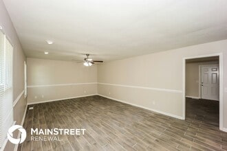 185 Hyde Cir in Newnan, GA - Building Photo - Building Photo