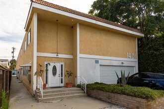 1421 Yale St in Santa Monica, CA - Building Photo - Building Photo