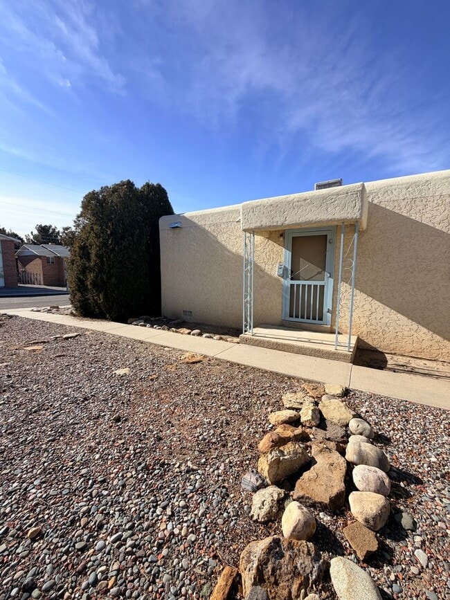 property at 402 E 18th St