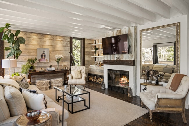 122 Eastwood Rd in Aspen, CO - Building Photo - Building Photo