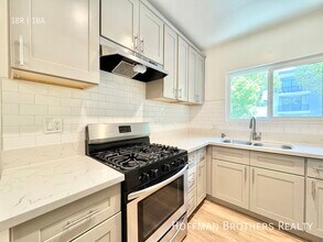 859 S New Hampshire Ave, Unit 101 in Los Angeles, CA - Foto de edificio - Building Photo