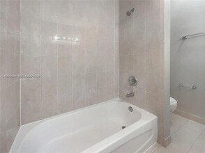 2730 NE 4th St in Homestead, FL - Building Photo - Building Photo