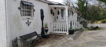 2504 Oakwood Ave NE in Huntsville, AL - Building Photo