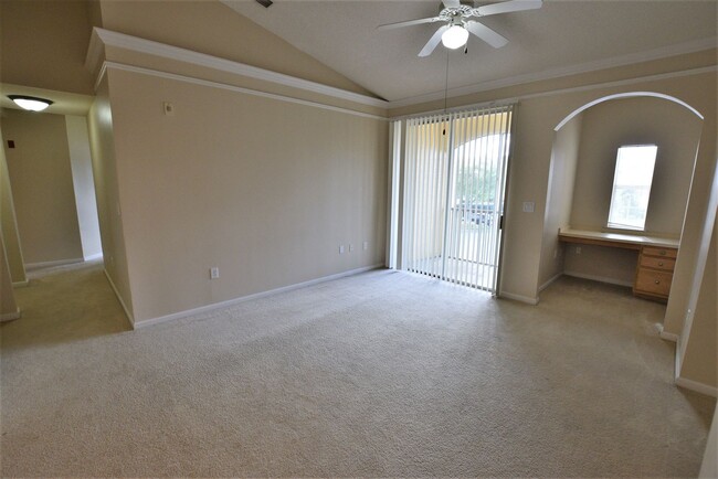 12220 Wild Iris Way in Orlando, FL - Building Photo - Building Photo