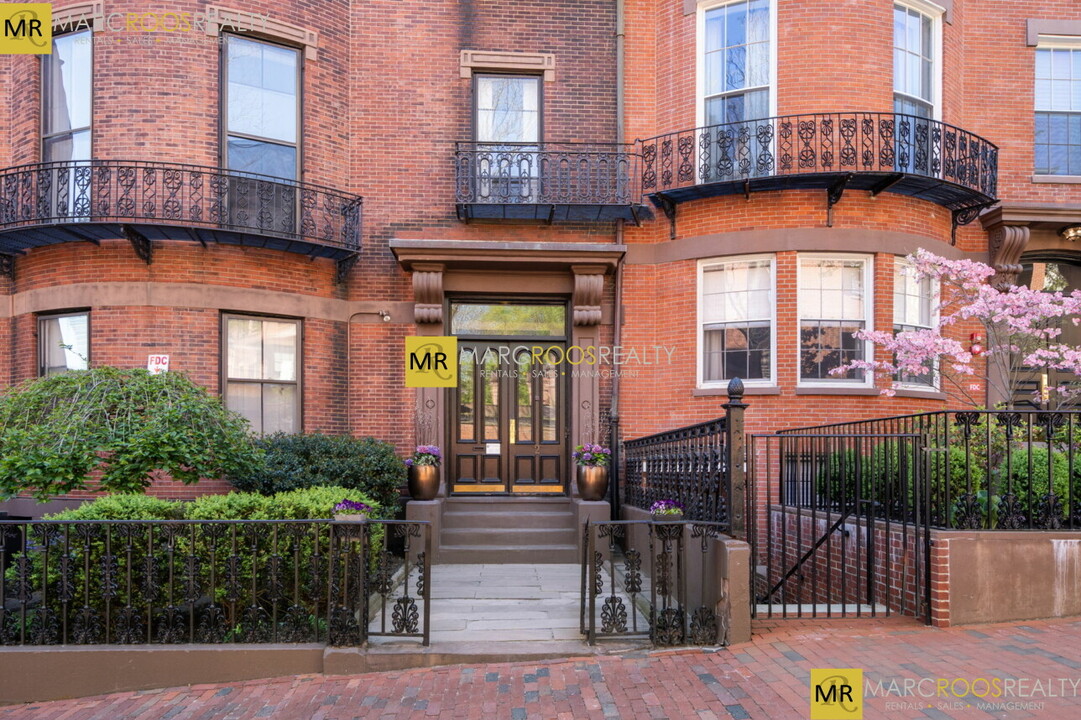 10 Joy St, Unit #5 in Boston, MA - Foto de edificio