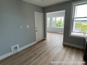 31 Faywood Ave in Boston, MA - Building Photo - Building Photo