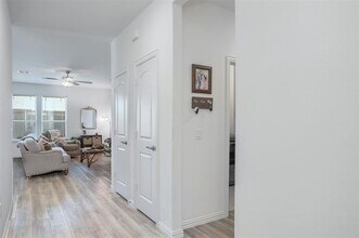 1104 Elijah Dr in Anna, TX - Building Photo - Building Photo