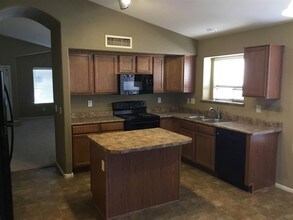 2220 W Madre Del Oro Dr in Phoenix, AZ - Building Photo - Building Photo