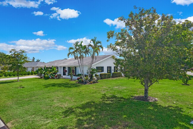 27 Pebble Beach Blvd