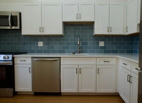 2289 Bedford St, Unit A9 in Stamford, CT - Building Photo