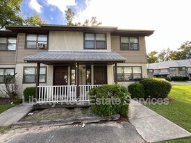 601 Tupelo Trail in Hinesville, GA - Building Photo