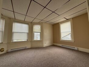 342 Broadway in North Attleborough, MA - Building Photo - Building Photo