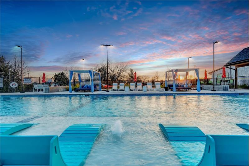 400 Retriever Rd in Garland, TX - Building Photo
