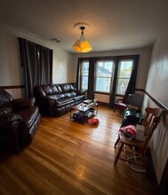 68 Belden St, Unit 2 in Boston, MA - Foto de edificio - Building Photo