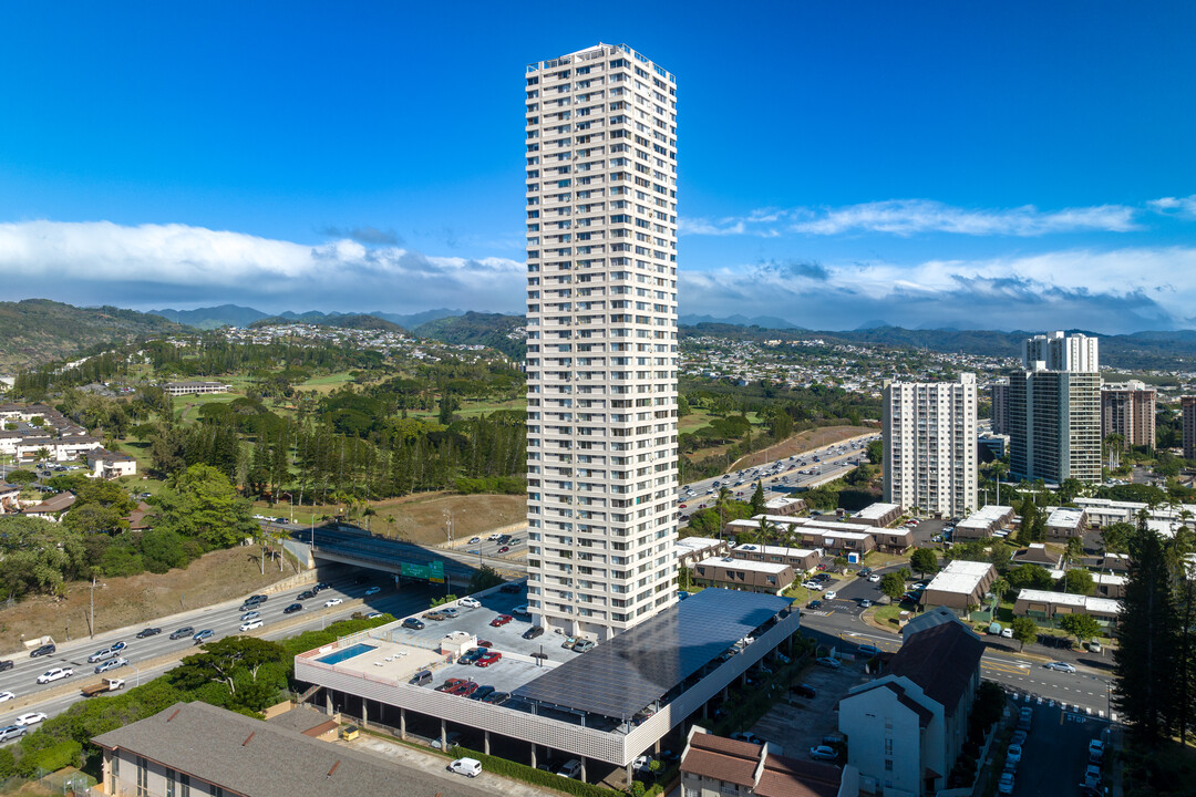 Pearlridge Square in Aiea, HI - Building Photo