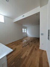 1941 W Augusta Blvd-Unit -1E in Chicago, IL - Foto de edificio - Building Photo