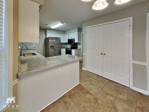 2433 Dove Glen Cove in Memphis, TN - Building Photo - Building Photo
