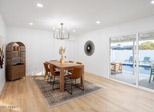 8335 E Hubbell St in Scottsdale, AZ - Building Photo - Building Photo