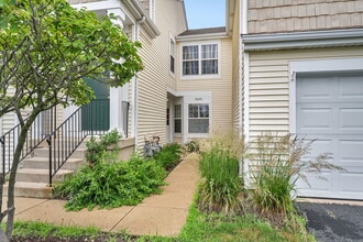 3605 Forestview Dr in Joliet, IL - Building Photo - Building Photo
