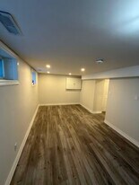 97 Shropshire Dr in Toronto, ON - Building Photo