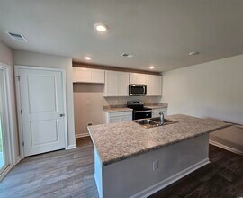 374 Jeff Waters Cir in Longs, SC - Building Photo - Building Photo
