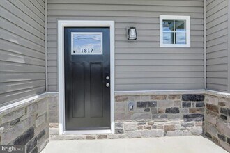 1817 Holly Ln in Chambersburg, PA - Building Photo - Building Photo