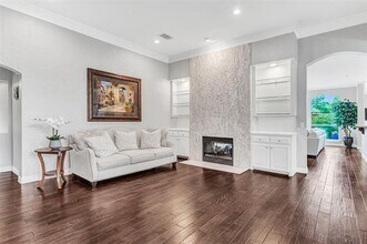 4421 Oak Knoll Dr in Plano, TX - Building Photo - Building Photo