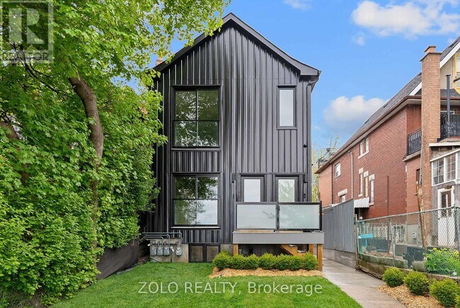 property at 1556 Davenport Rd