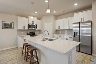 5737 St Charles Dr in Belton, TX - Building Photo - Building Photo