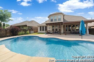 8726 Hideout Bnd in San Antonio, TX - Foto de edificio - Building Photo